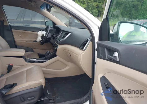 2016 Hyundai Tucson Limited z USA, uszkodzony, nr VIN KM8J33A25GU157339